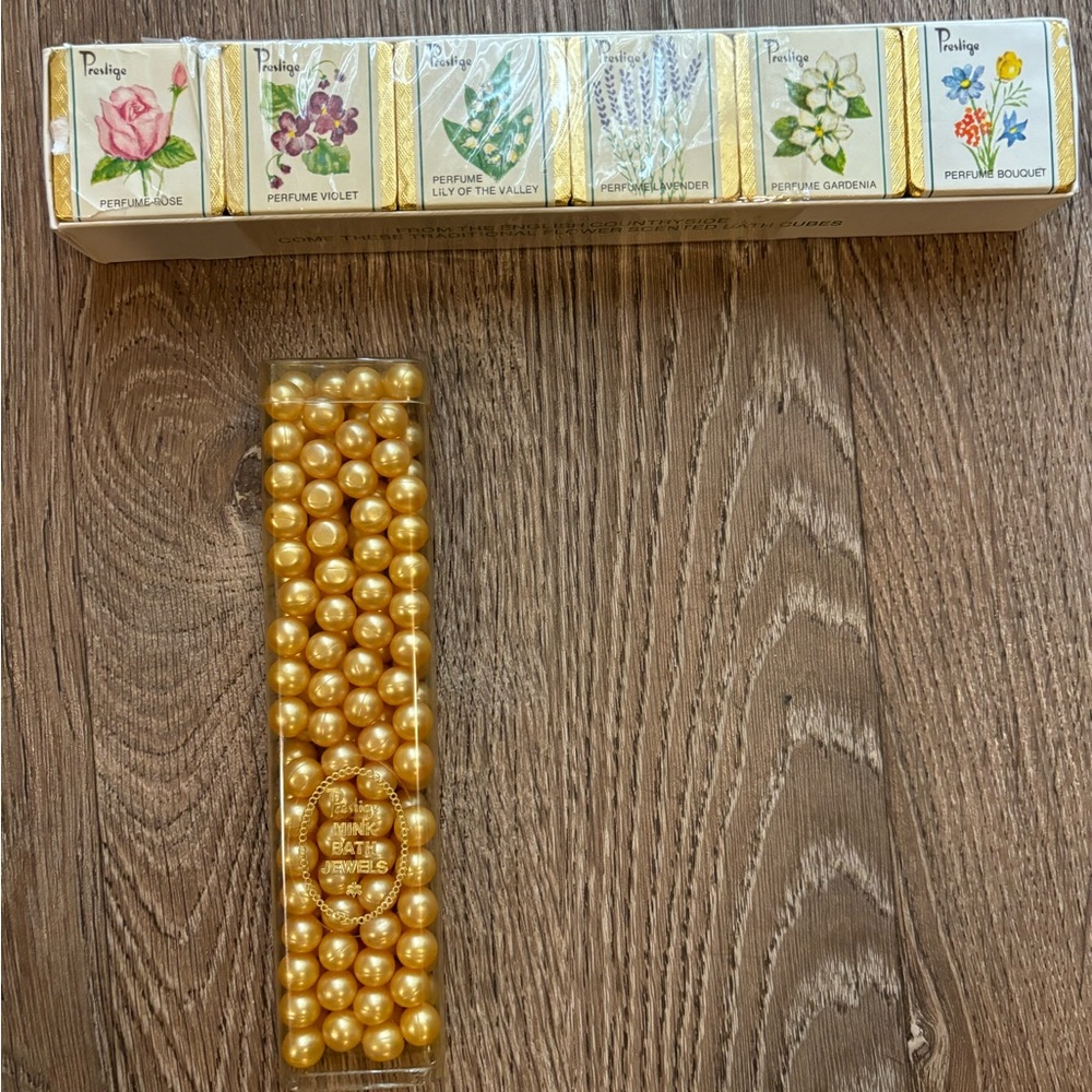 Vintage prestige perfumed bath cubes - 6 Prestige mink bath jewels- NEW